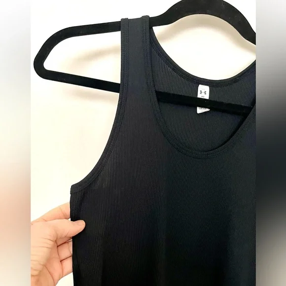 Under Armour Heat Gear Midnight Black Athletic Tank - Picture 3 of 10